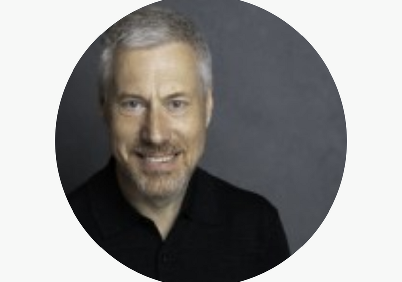 Professor Robin Langley headshot photo